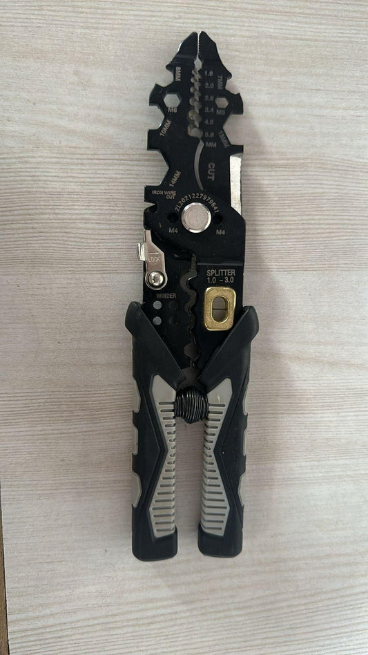 The 25-in-1 wire cutter